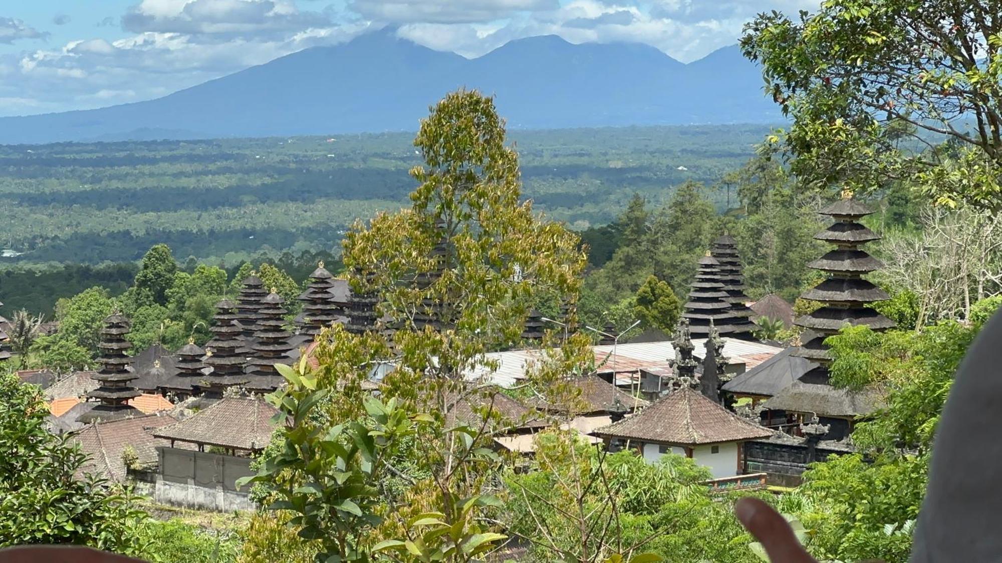 Bali Basuki Retreat Center Apartment Besakih Exterior photo